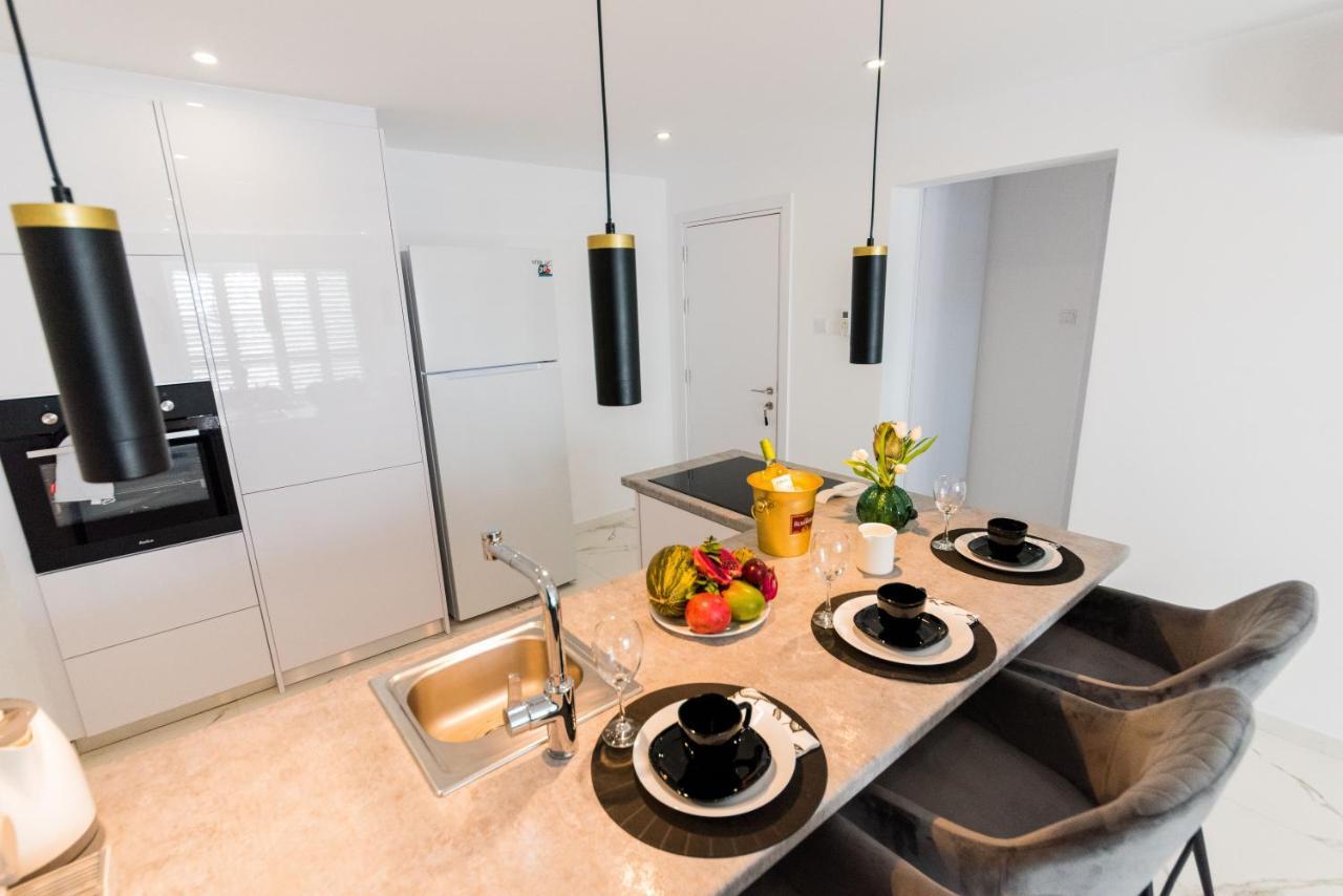 Sky Sea Cyprus Apartment Kapparis パラリムニ エクステリア 写真