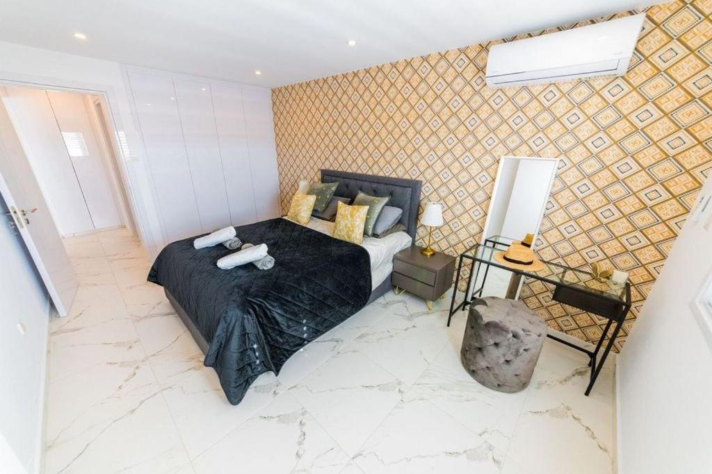 Sky Sea Cyprus Apartment Kapparis パラリムニ エクステリア 写真